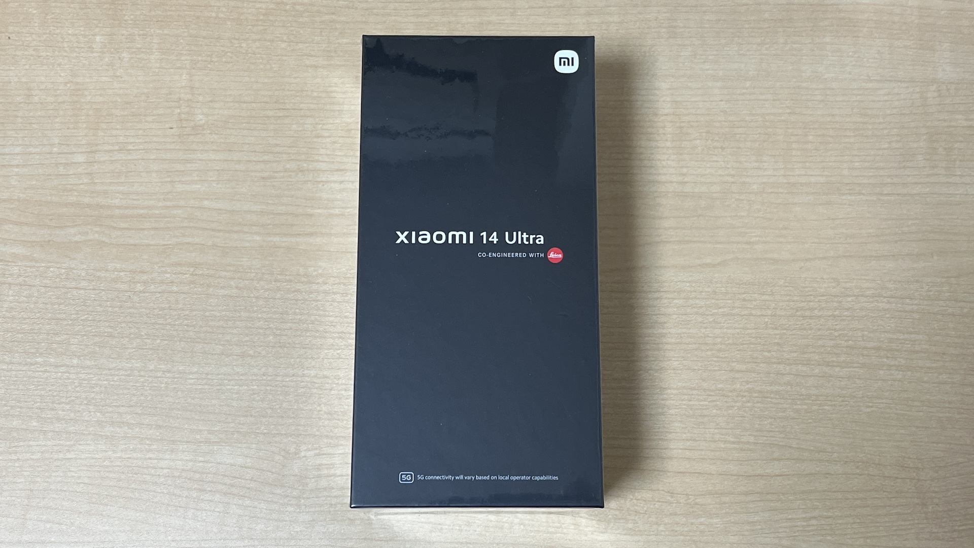 Xiaomi 14 Ultraのパッケージ、外箱